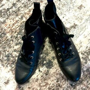 Dolce Vita women’s boots 
Size 9